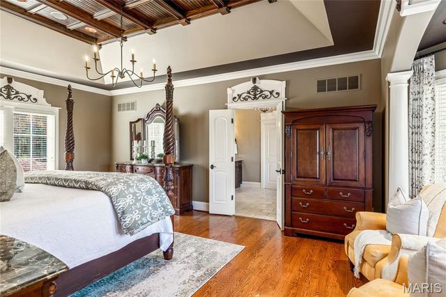 42 Windcastle Place, St Charles, MO 63304