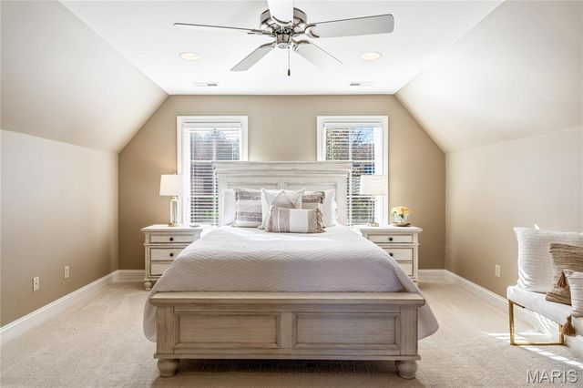 42 Windcastle Place, St Charles, MO 63304