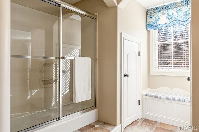 42 Windcastle Place, St Charles, MO 63304