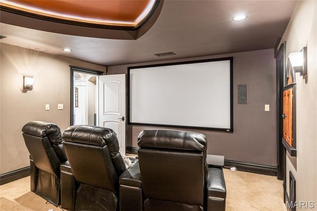 42 Windcastle Place, St Charles, MO 63304