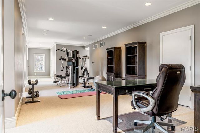 42 Windcastle Place, St Charles, MO 63304