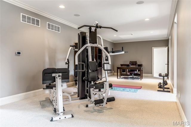 42 Windcastle Place, St Charles, MO 63304