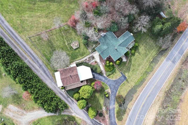 338 Morgan Road, Candler, NC 28715