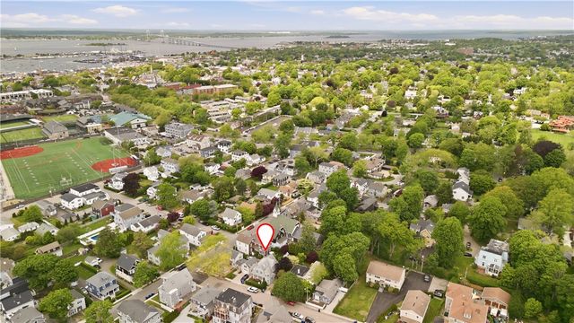 4 Dresser Street, Newport, RI 02840