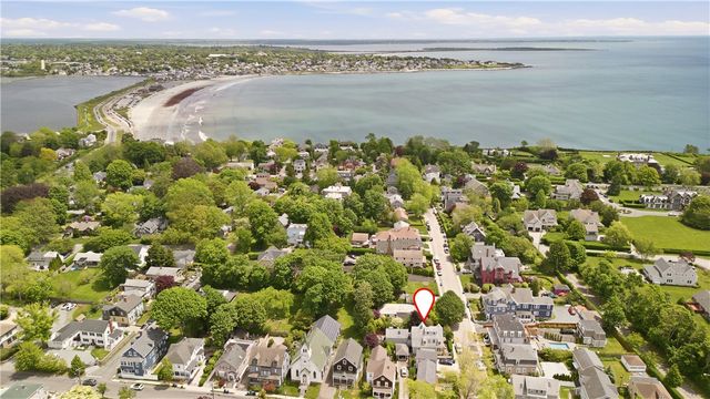 4 Dresser Street, Newport, RI 02840