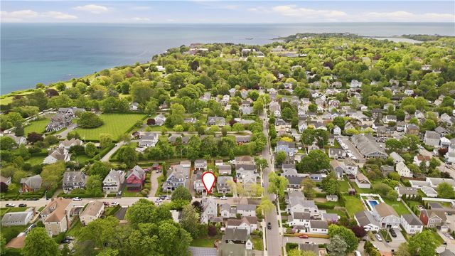 4 Dresser Street, Newport, RI 02840