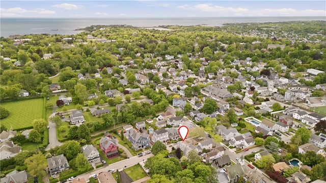 4 Dresser Street, Newport, RI 02840