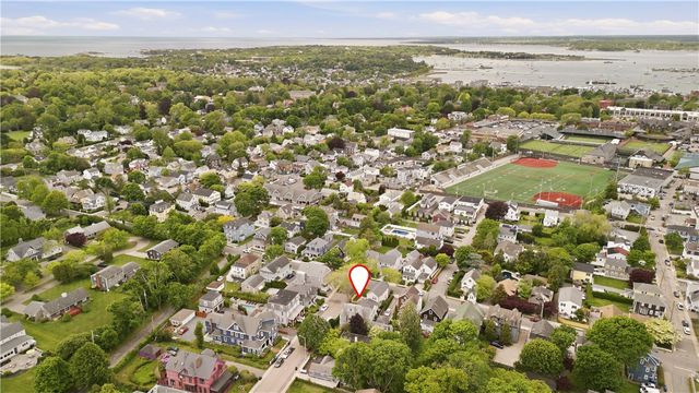 4 Dresser Street, Newport, RI 02840