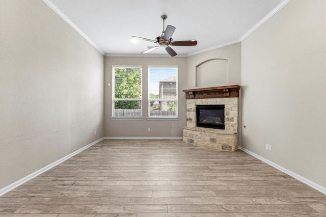 208 Capriccio Lane, Montgomery, TX 77316