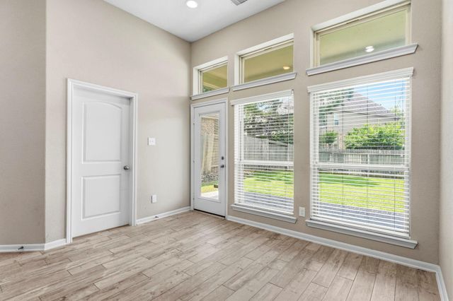 208 Capriccio Lane, Montgomery, TX 77316