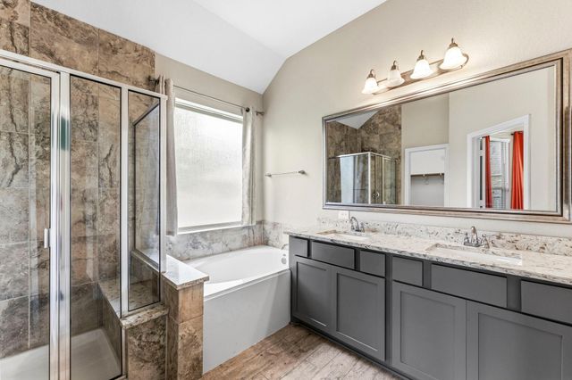 208 Capriccio Lane, Montgomery, TX 77316