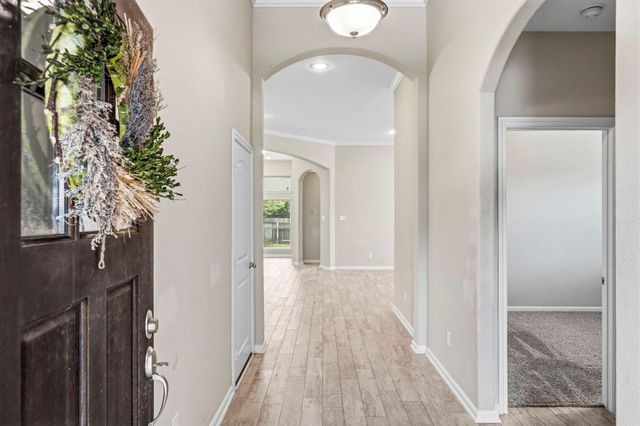 208 Capriccio Lane, Montgomery, TX 77316