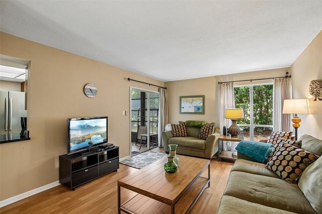 505 WINDRUSH BAY DRIVE, Tarpon Springs, FL 34689