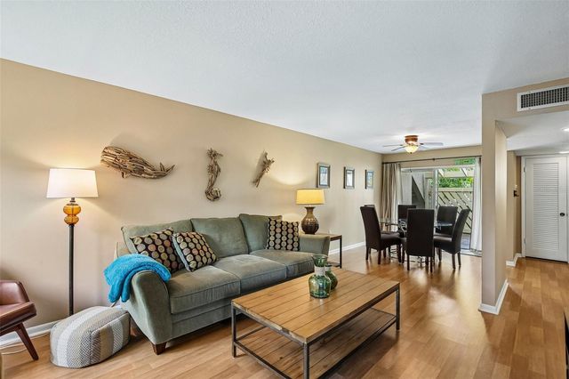 505 WINDRUSH BAY DRIVE, Tarpon Springs, FL 34689