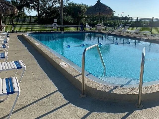 505 WINDRUSH BAY DRIVE, Tarpon Springs, FL 34689