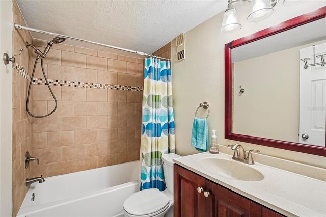 505 WINDRUSH BAY DRIVE, Tarpon Springs, FL 34689