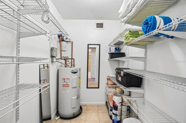 505 WINDRUSH BAY DRIVE, Tarpon Springs, FL 34689