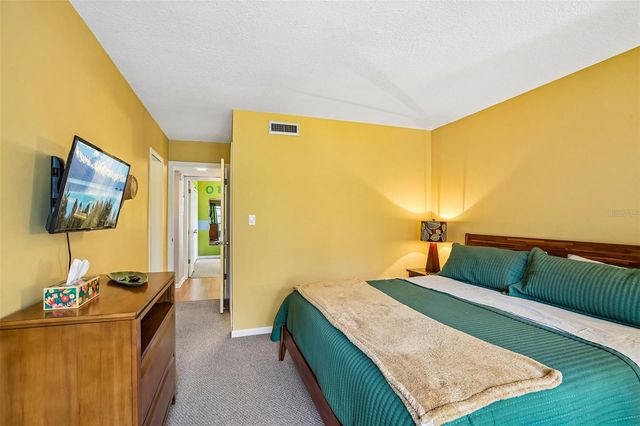 505 WINDRUSH BAY DRIVE, Tarpon Springs, FL 34689