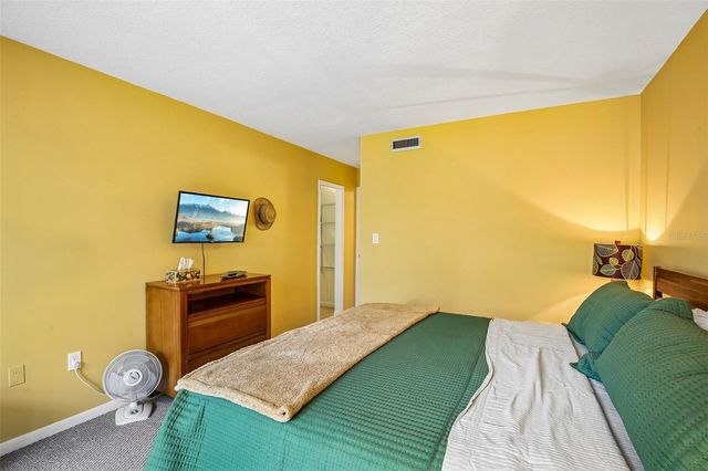 505 WINDRUSH BAY DRIVE, Tarpon Springs, FL 34689