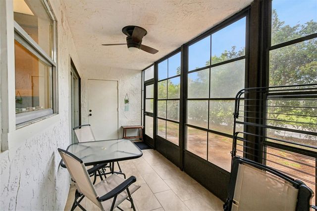 505 WINDRUSH BAY DRIVE, Tarpon Springs, FL 34689
