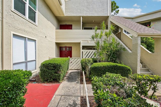 505 WINDRUSH BAY DRIVE, Tarpon Springs, FL 34689