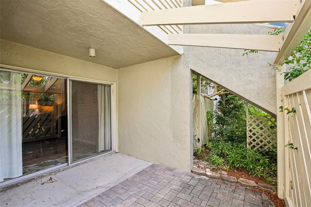 505 WINDRUSH BAY DRIVE, Tarpon Springs, FL 34689