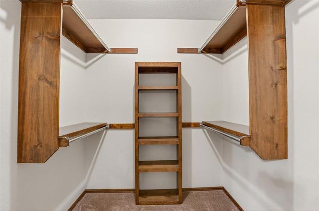 10545 Lou Anna Place, Midwest City, OK 73130