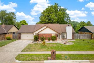 10545 Lou Anna Place, Midwest City, OK 73130