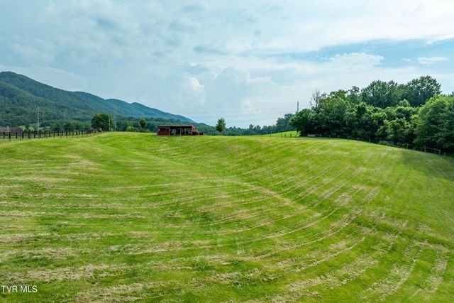 330 Sea Biscuit Court, Johnson City, TN 37604