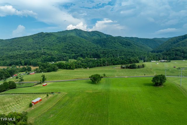 330 Sea Biscuit Court, Johnson City, TN 37604