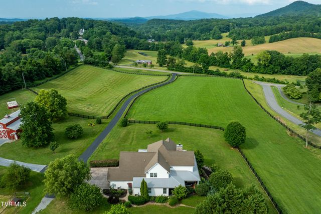 330 Sea Biscuit Court, Johnson City, TN 37604