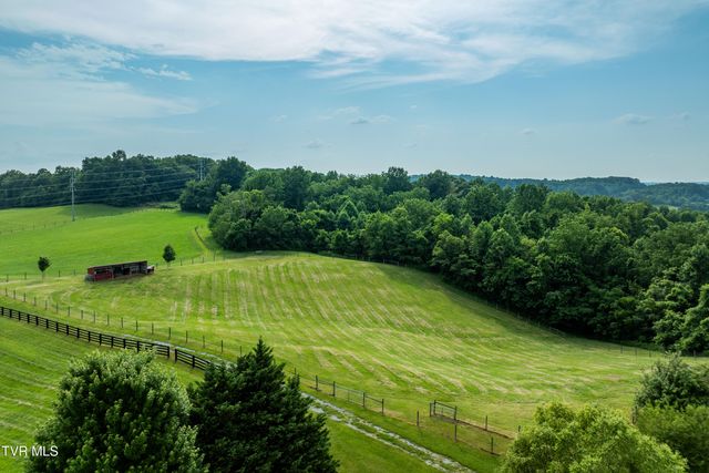 330 Sea Biscuit Court, Johnson City, TN 37604