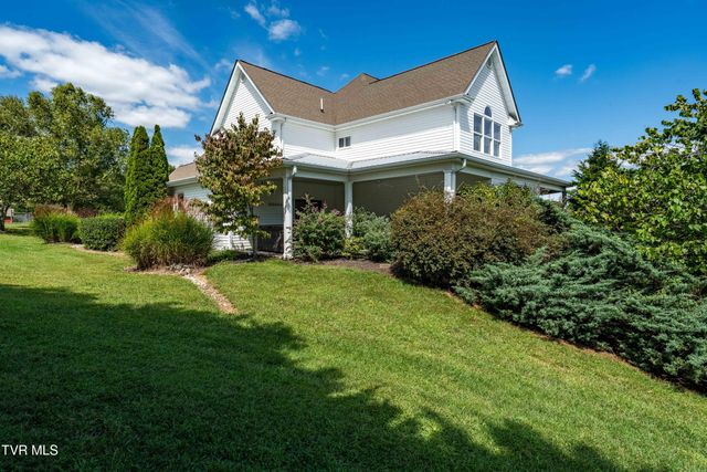 330 Sea Biscuit Court, Johnson City, TN 37604