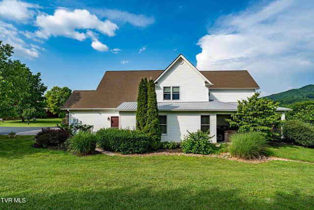 330 Sea Biscuit Court, Johnson City, TN 37604