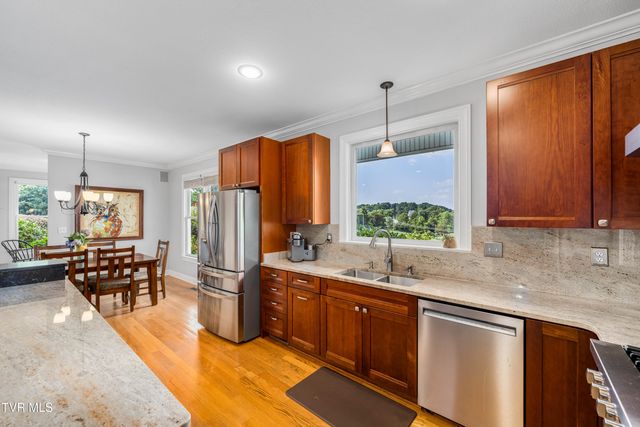 330 Sea Biscuit Court, Johnson City, TN 37604