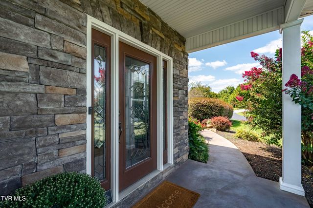 330 Sea Biscuit Court, Johnson City, TN 37604