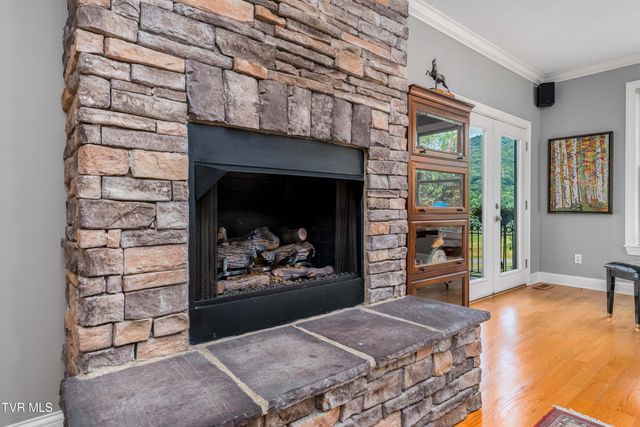 330 Sea Biscuit Court, Johnson City, TN 37604