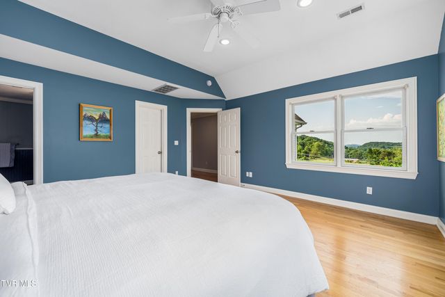 330 Sea Biscuit Court, Johnson City, TN 37604