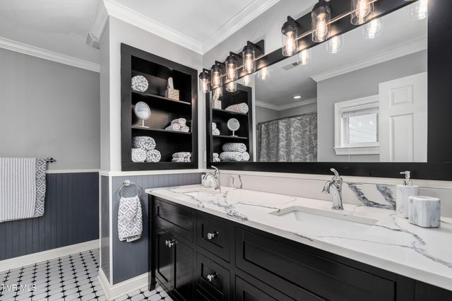 330 Sea Biscuit Court, Johnson City, TN 37604