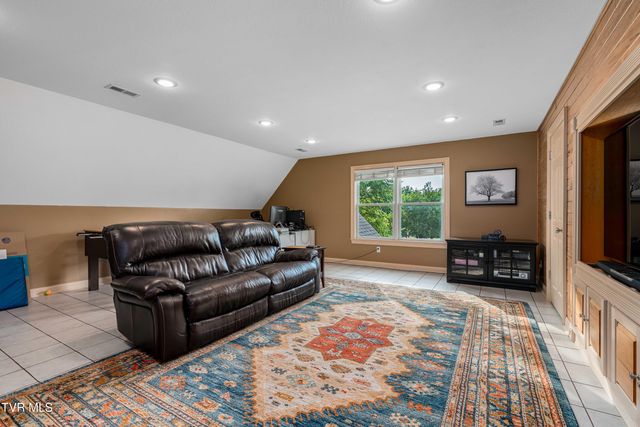 330 Sea Biscuit Court, Johnson City, TN 37604