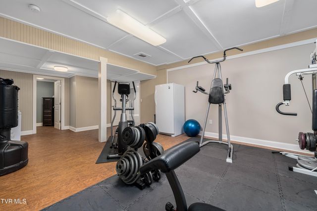 330 Sea Biscuit Court, Johnson City, TN 37604