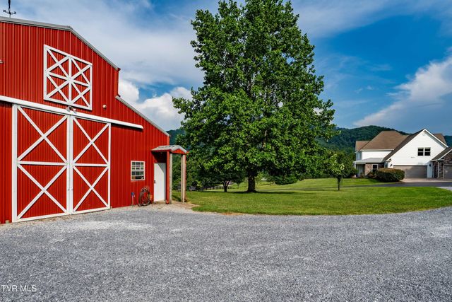 330 Sea Biscuit Court, Johnson City, TN 37604