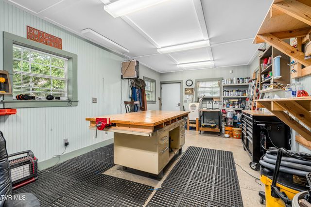 330 Sea Biscuit Court, Johnson City, TN 37604