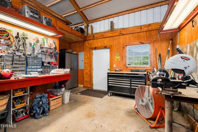 330 Sea Biscuit Court, Johnson City, TN 37604