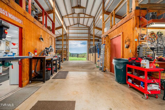 330 Sea Biscuit Court, Johnson City, TN 37604