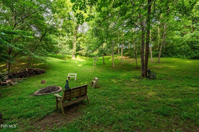 330 Sea Biscuit Court, Johnson City, TN 37604