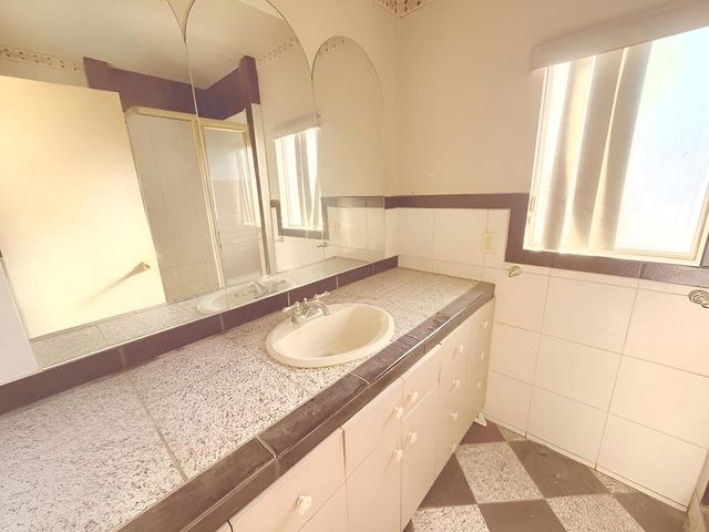 5161 Linda Lee Drive, Yucca Valley, CA 92284