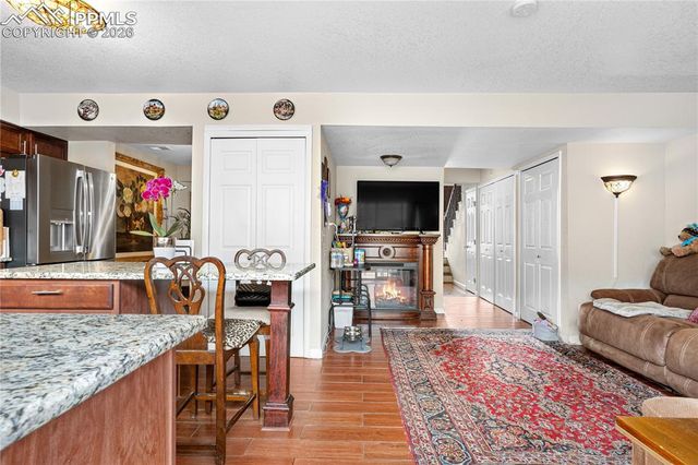 2925 S Vaughn Way, Aurora, CO 80014