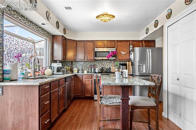 2925 S Vaughn Way, Aurora, CO 80014