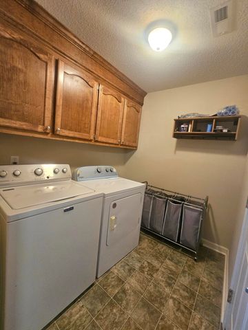 2410 Navigator Circle, Dalzell, SC 29040